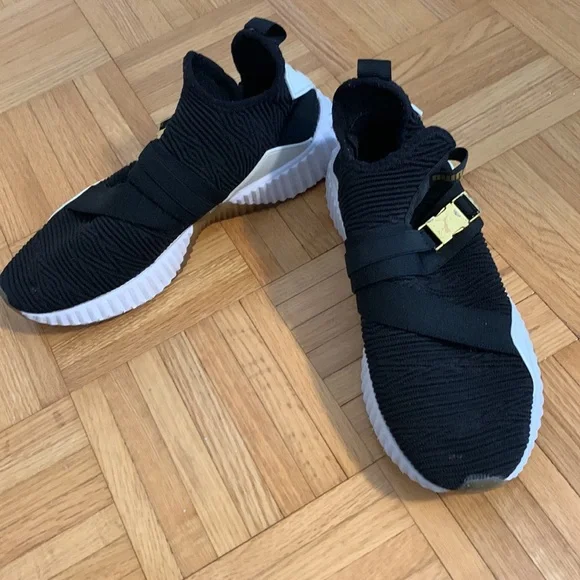 PUMA Defy Mid Varsity Selena Gomez Womens Shoes US Size 9 USED - Picture 6 of 10